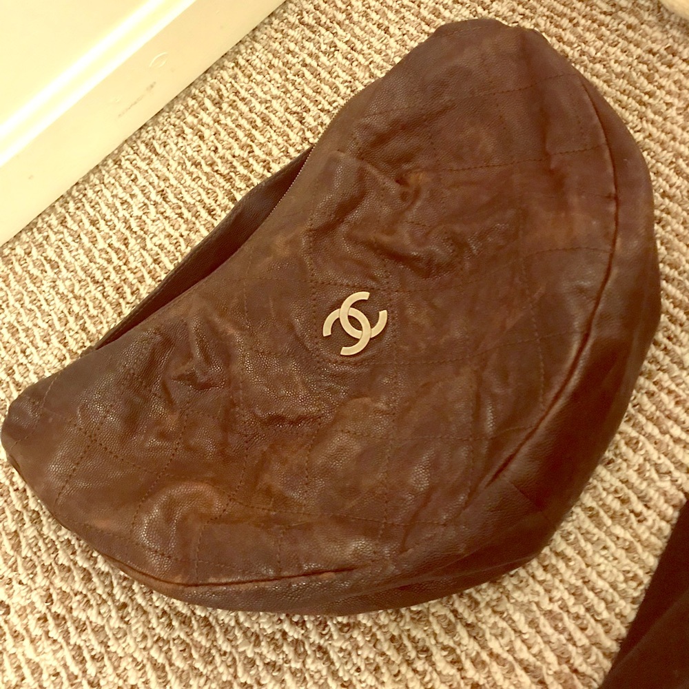 Vintage Chanel purse!!